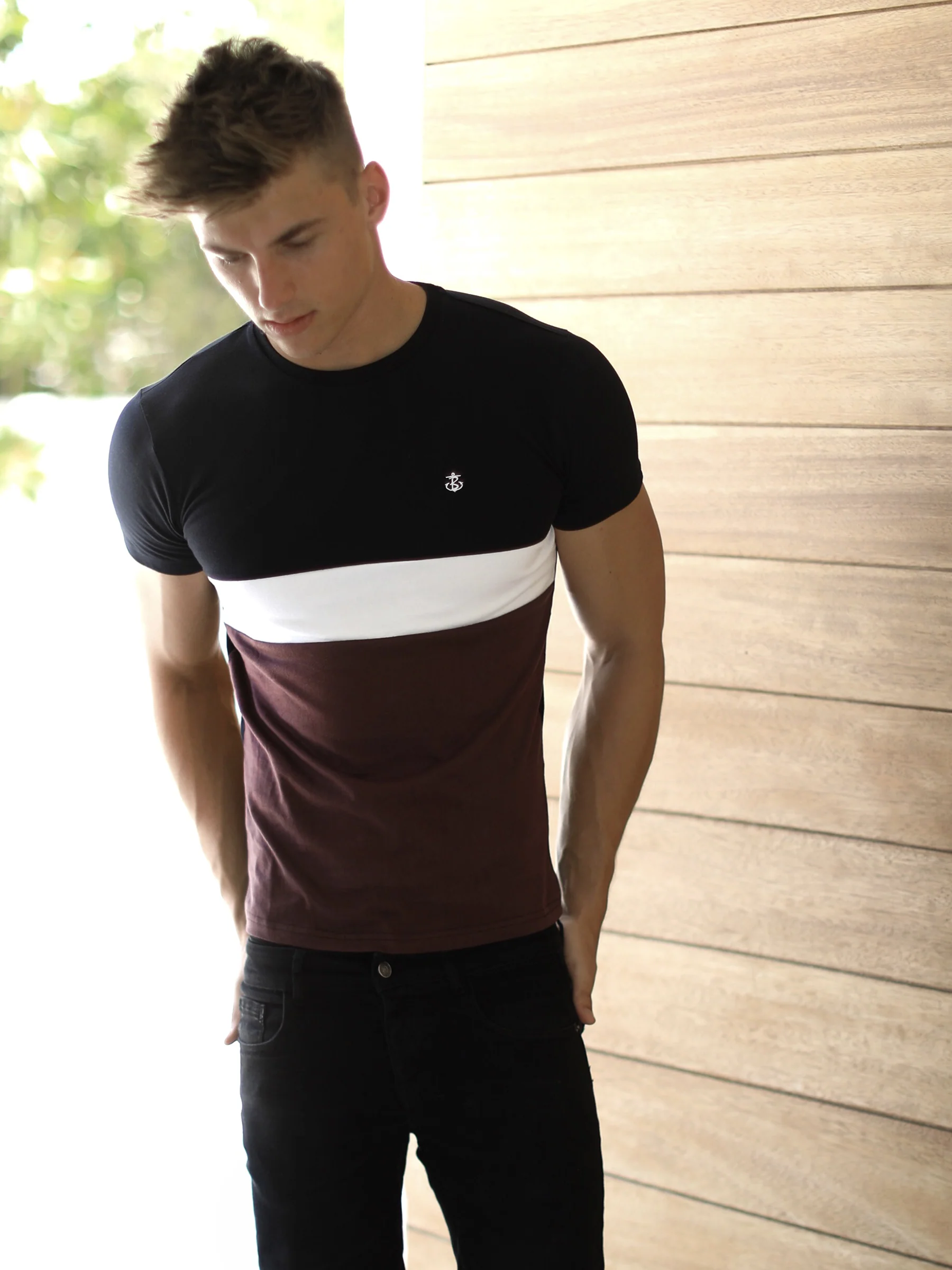 Sioux T-Shirt - Black, White & Burgundy - Winsoncom