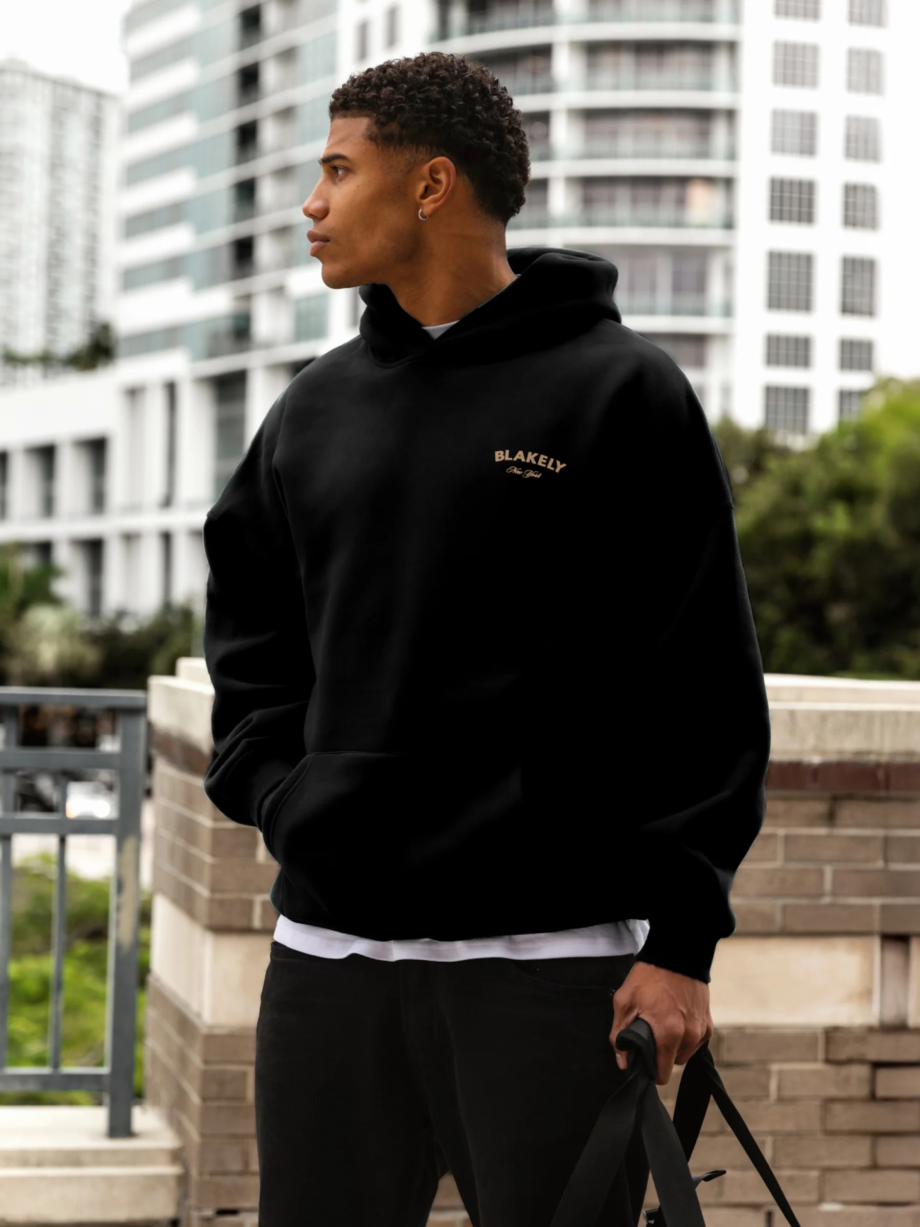 NY Crest Relaxed Hoodie - Black - Winsoncom