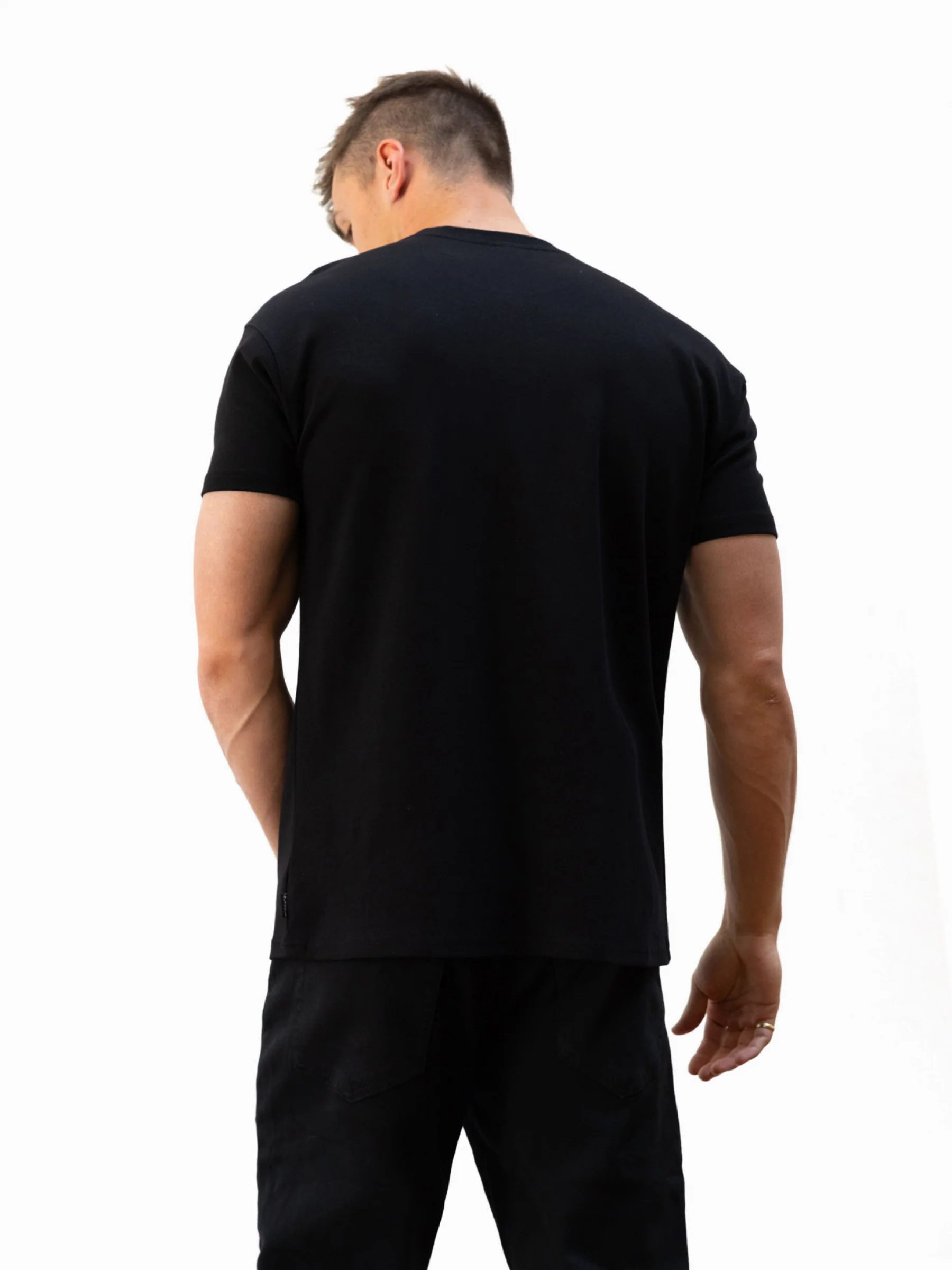 Legacy Relaxed T-Shirt - Black - Winsoncom