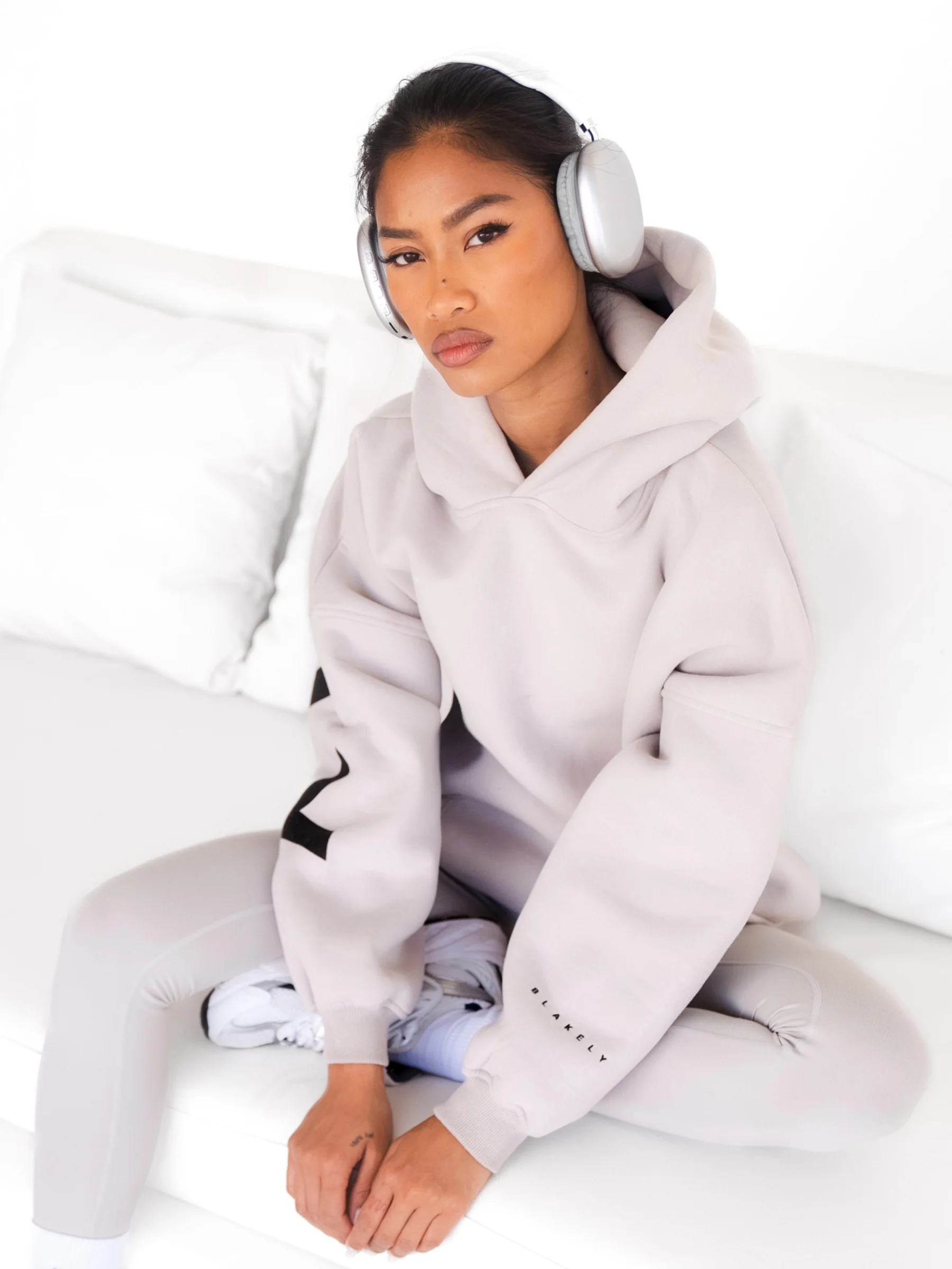 Isabel Oversized Hoodie - Stone - Winsoncom