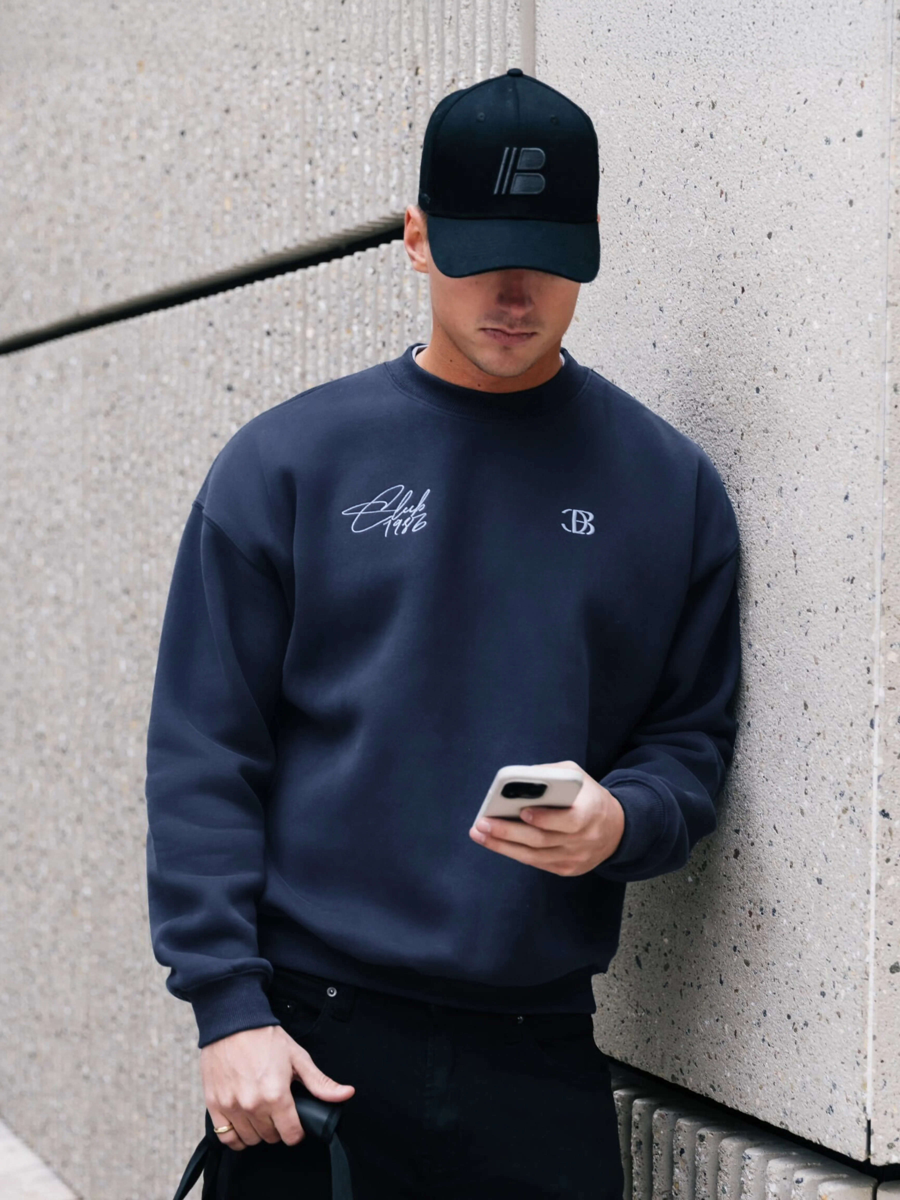 Club Relaxed Jumper - Navy - Winsoncom