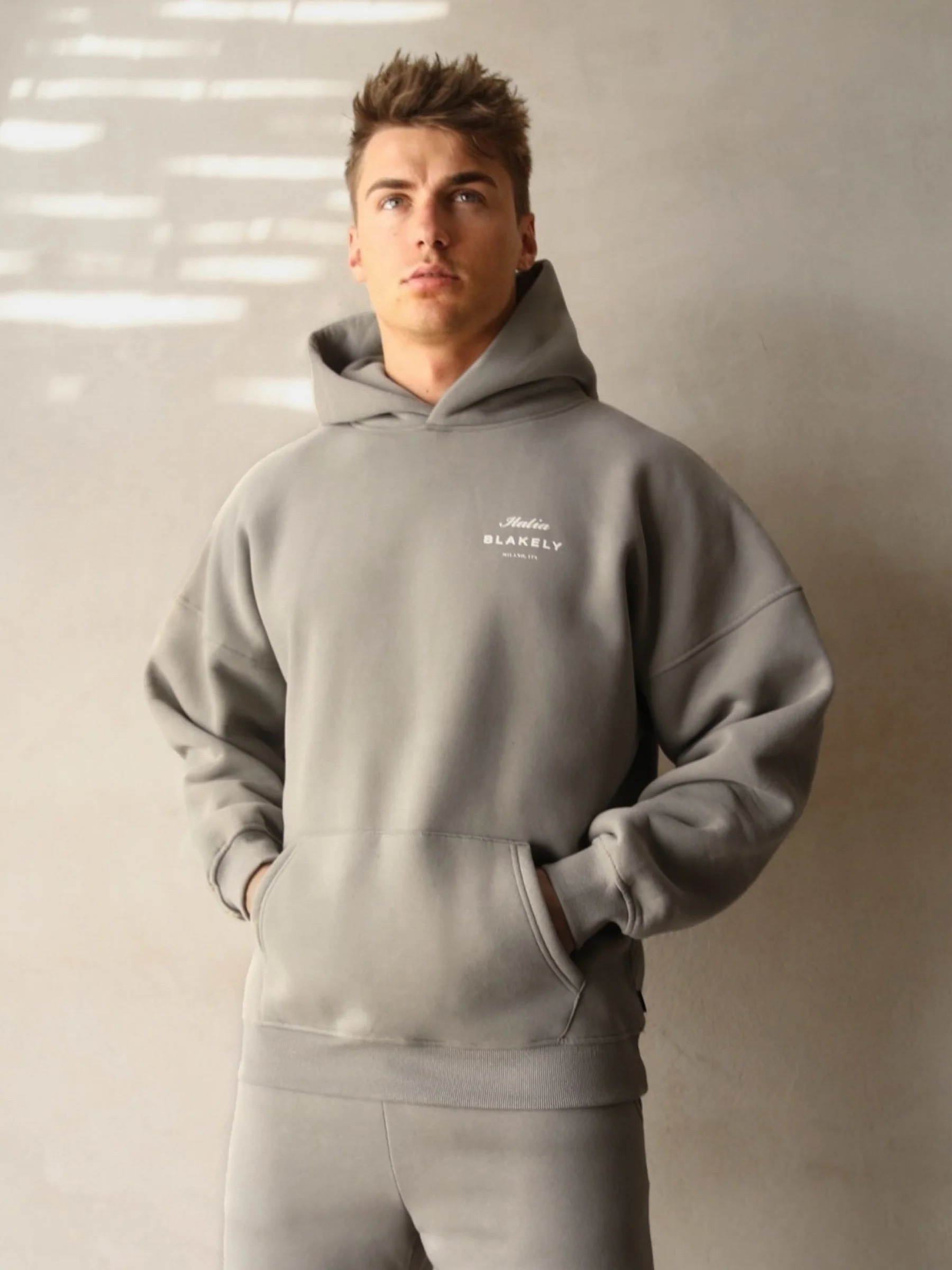 Italia Relaxed Hoodie - Stone Grey - Winsoncom