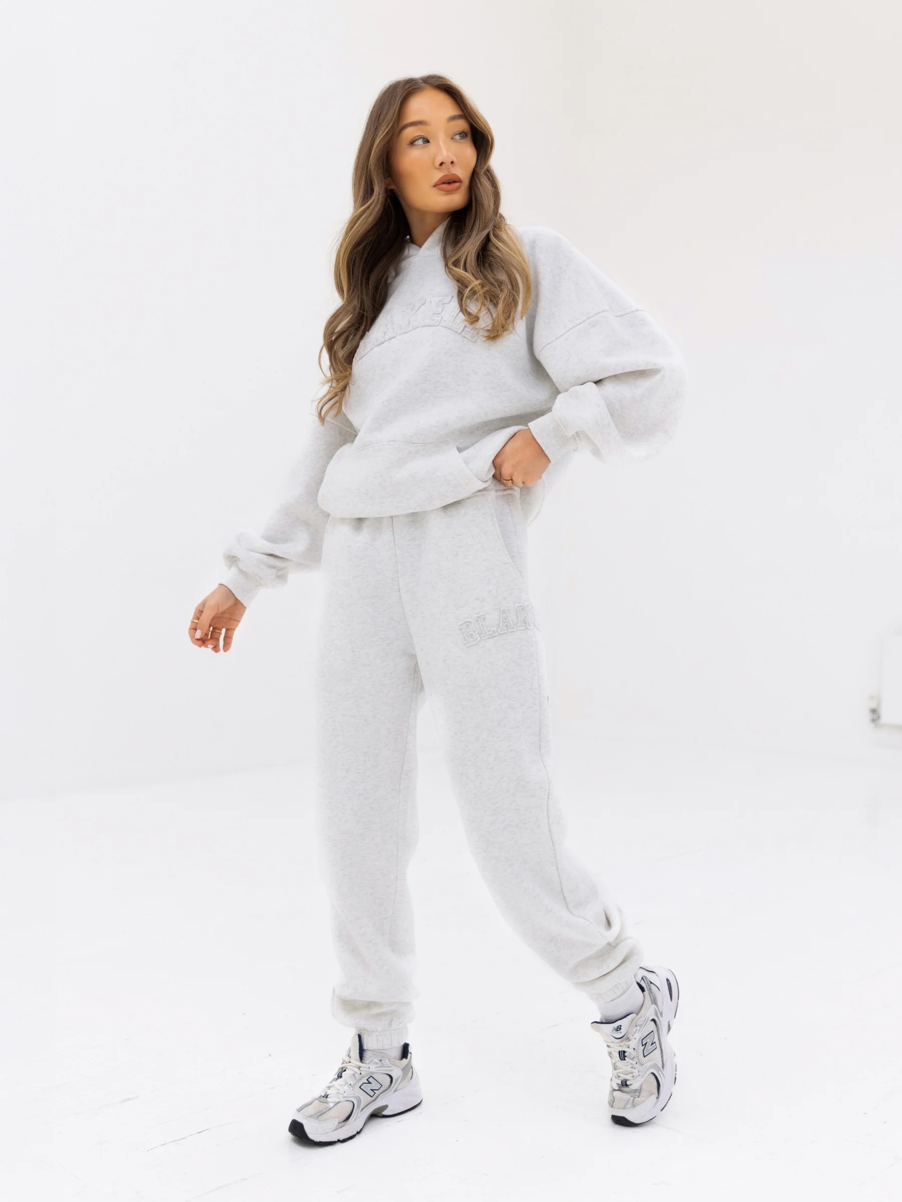 Tonal Varsity Oversized Hoodie & Sweatpants Set - Marl White - Winsoncom
