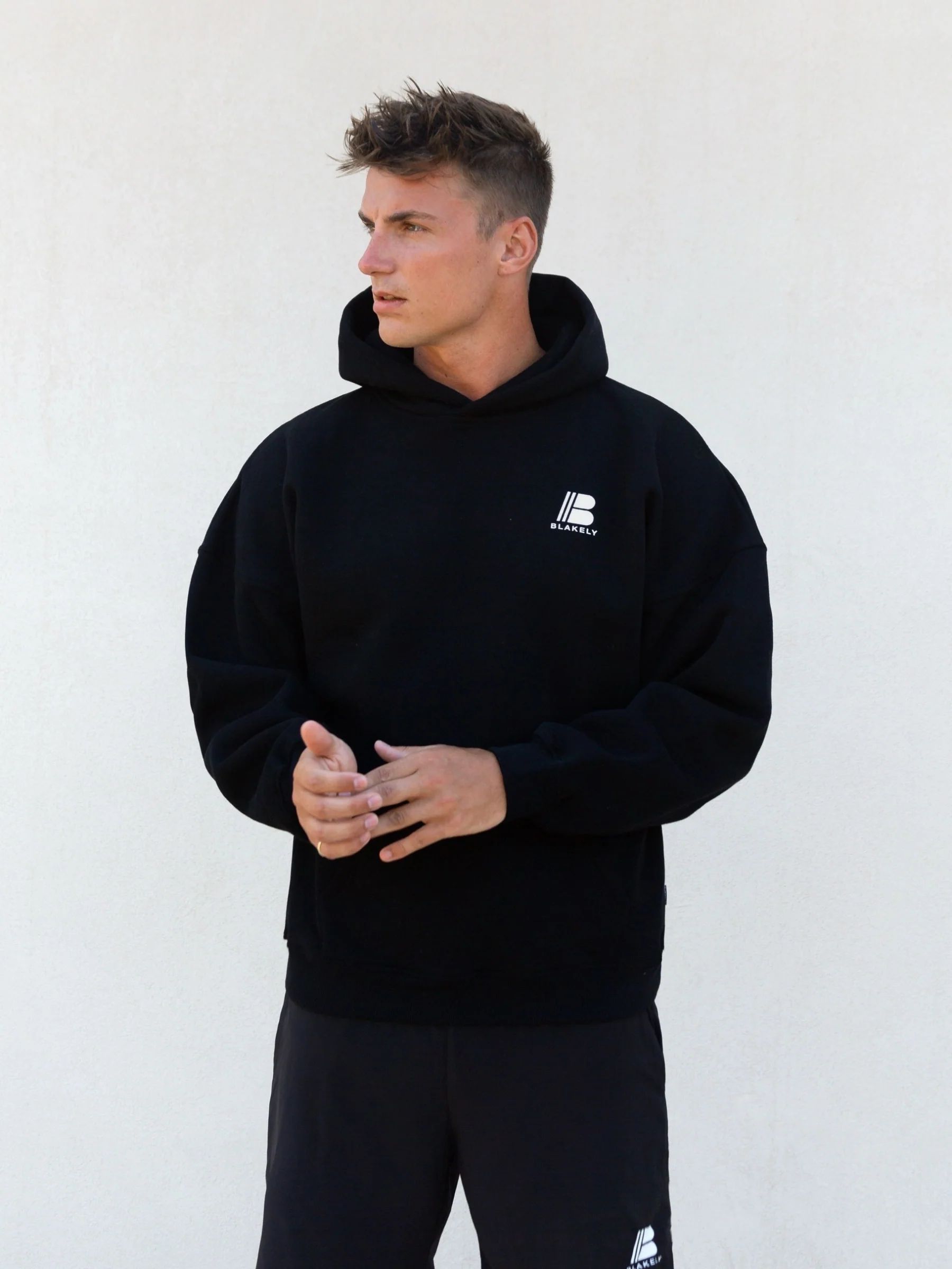 Apex Relaxed Hoodie - Black - Winsoncom