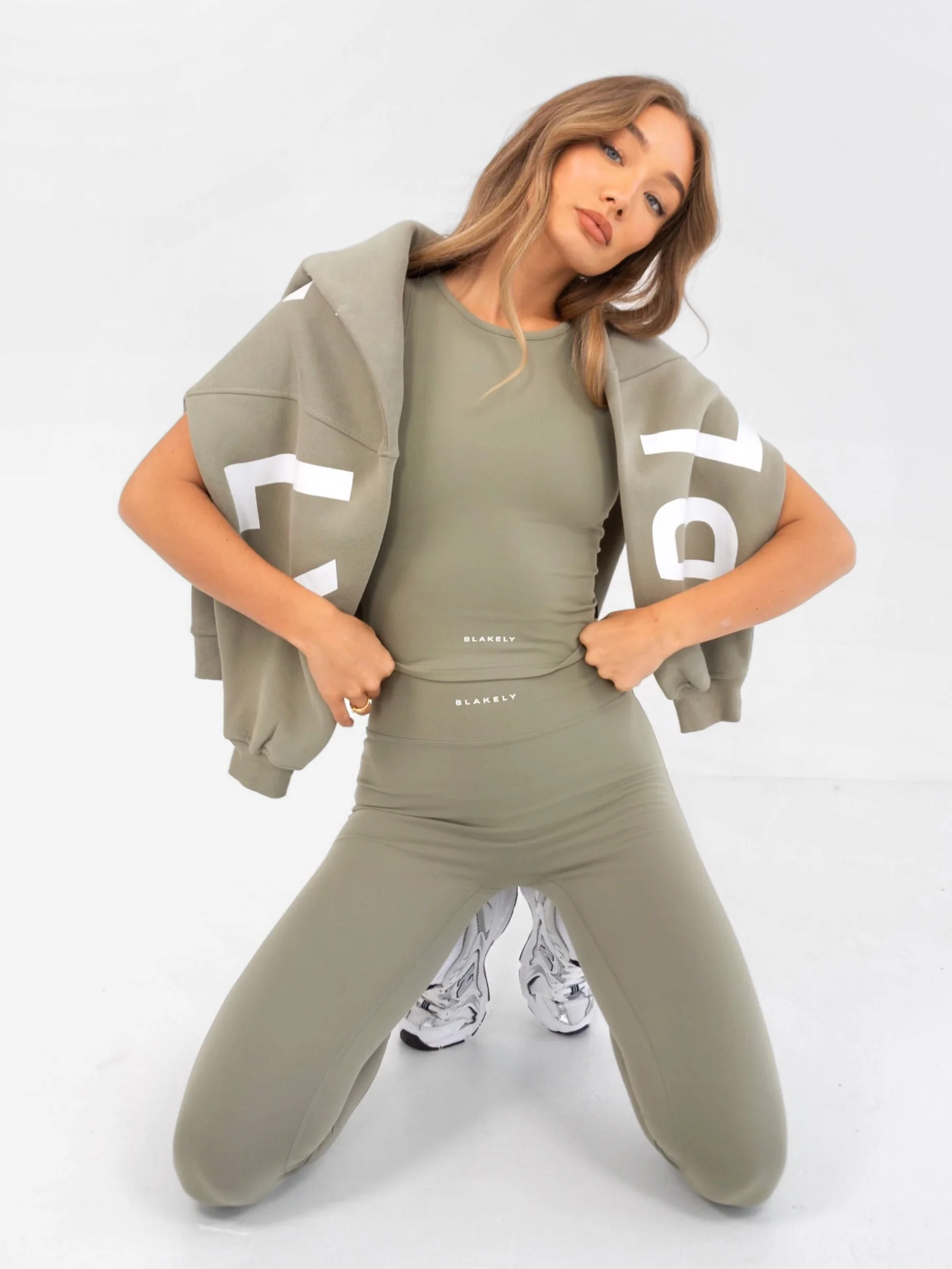 Ultimate Soft Lifestyle Vest & Leggings Set - Olive - Winsoncom