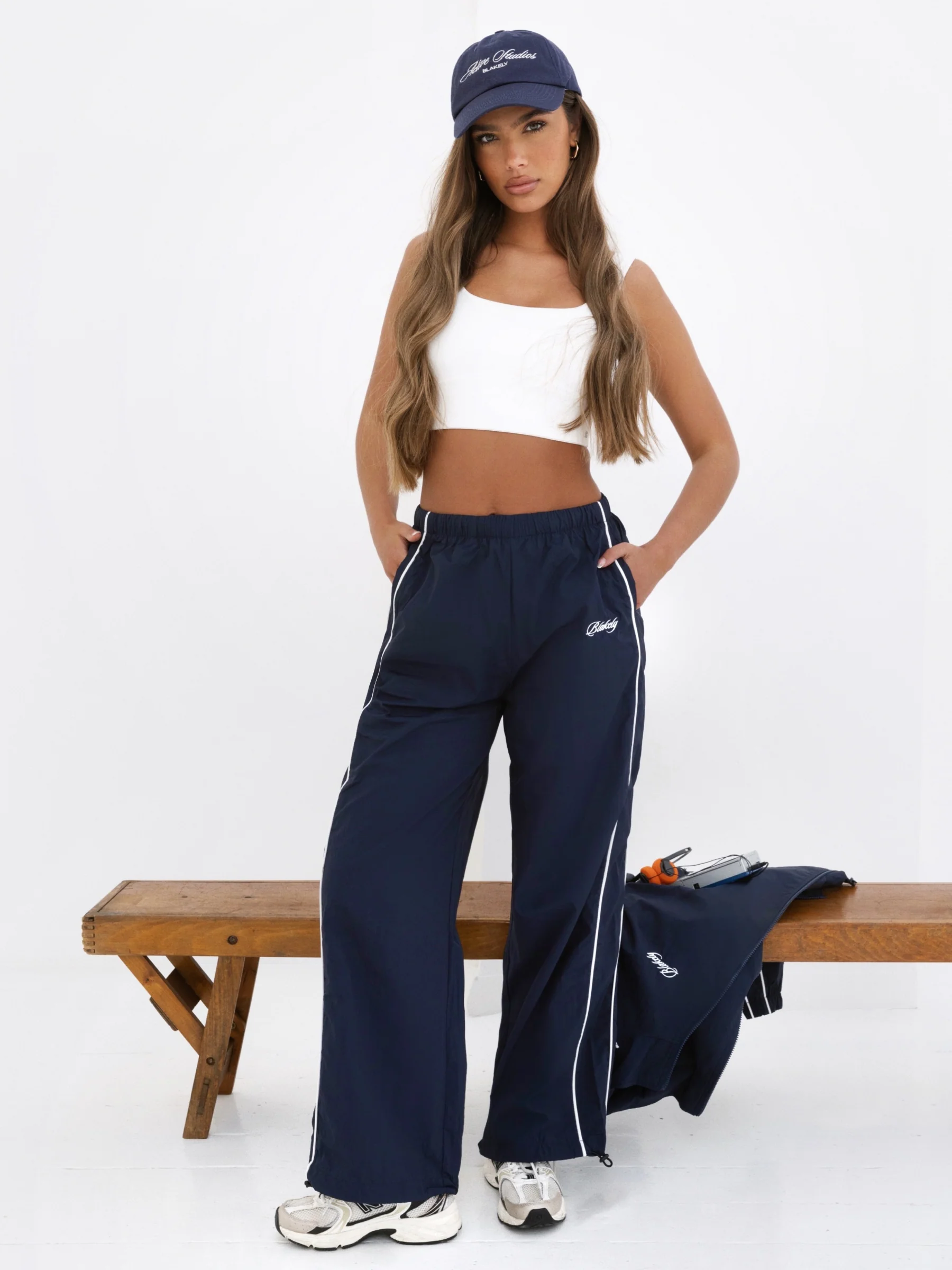 Off Duty Parachute Trousers - Navy - Winsoncom