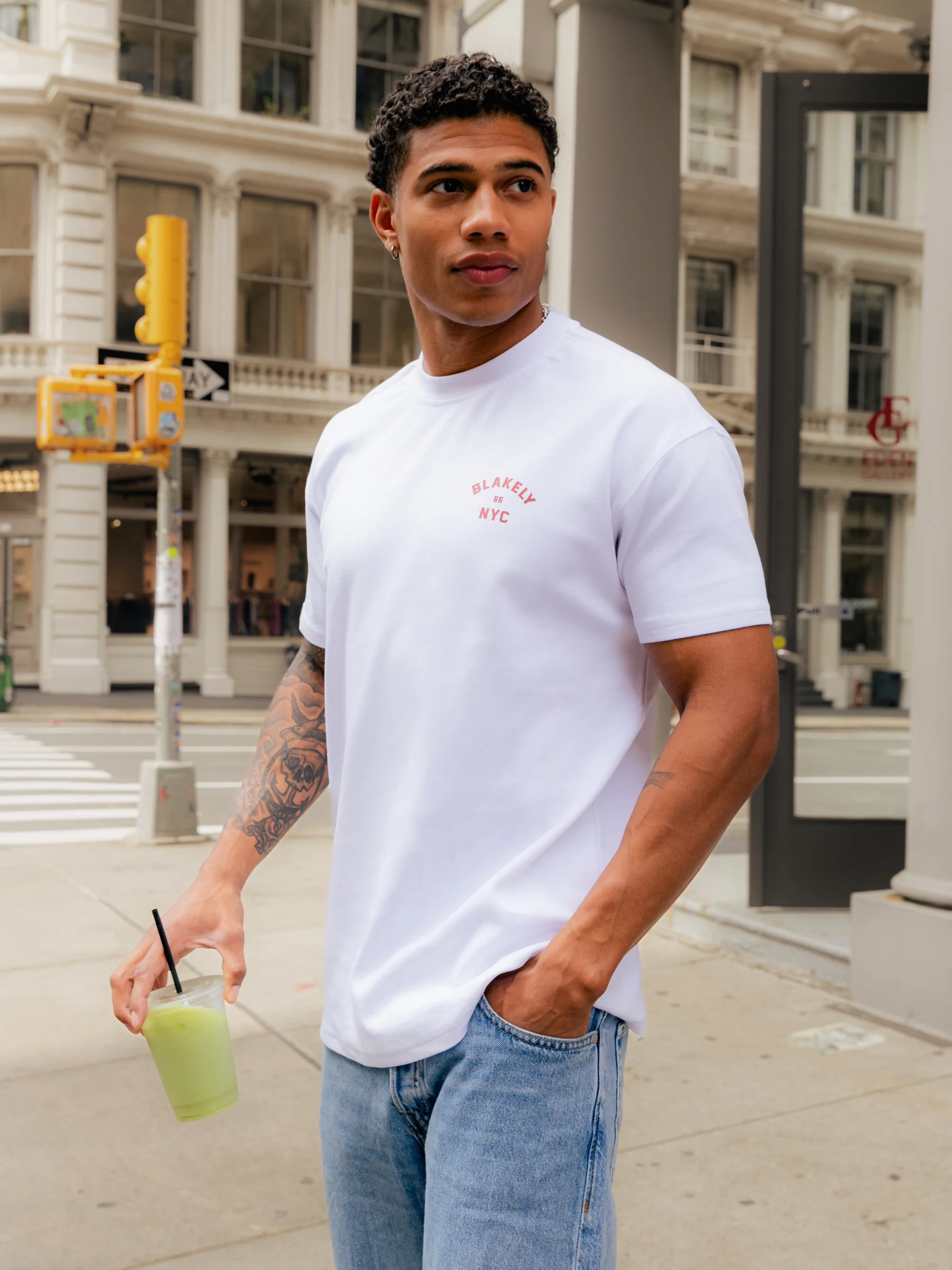 NYC Relaxed T-Shirt - White & Coral - Winsoncom