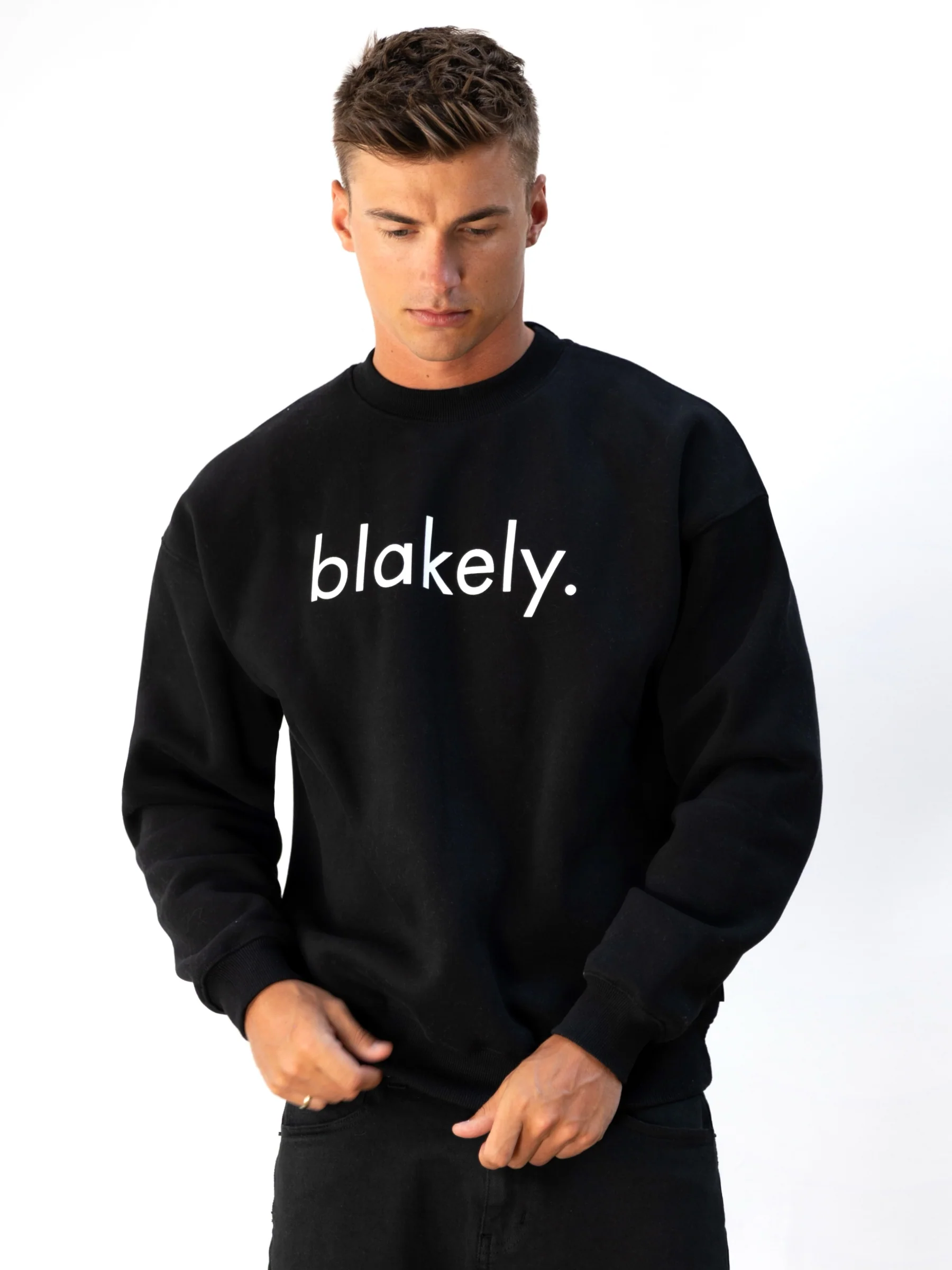 Logo Relaxed Jumper - Black - Winsoncom