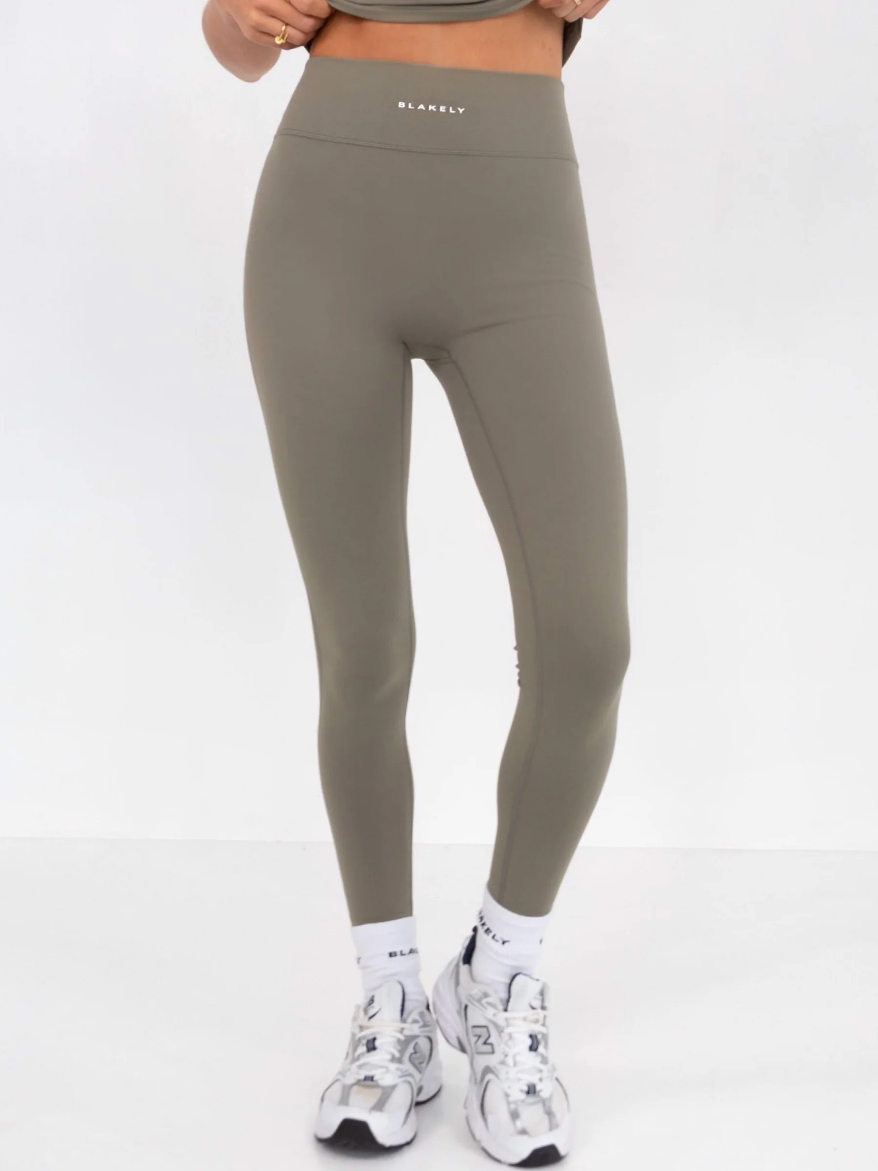 Ultimate Soft Lifestyle Leggings - Safari Green - Winsoncom