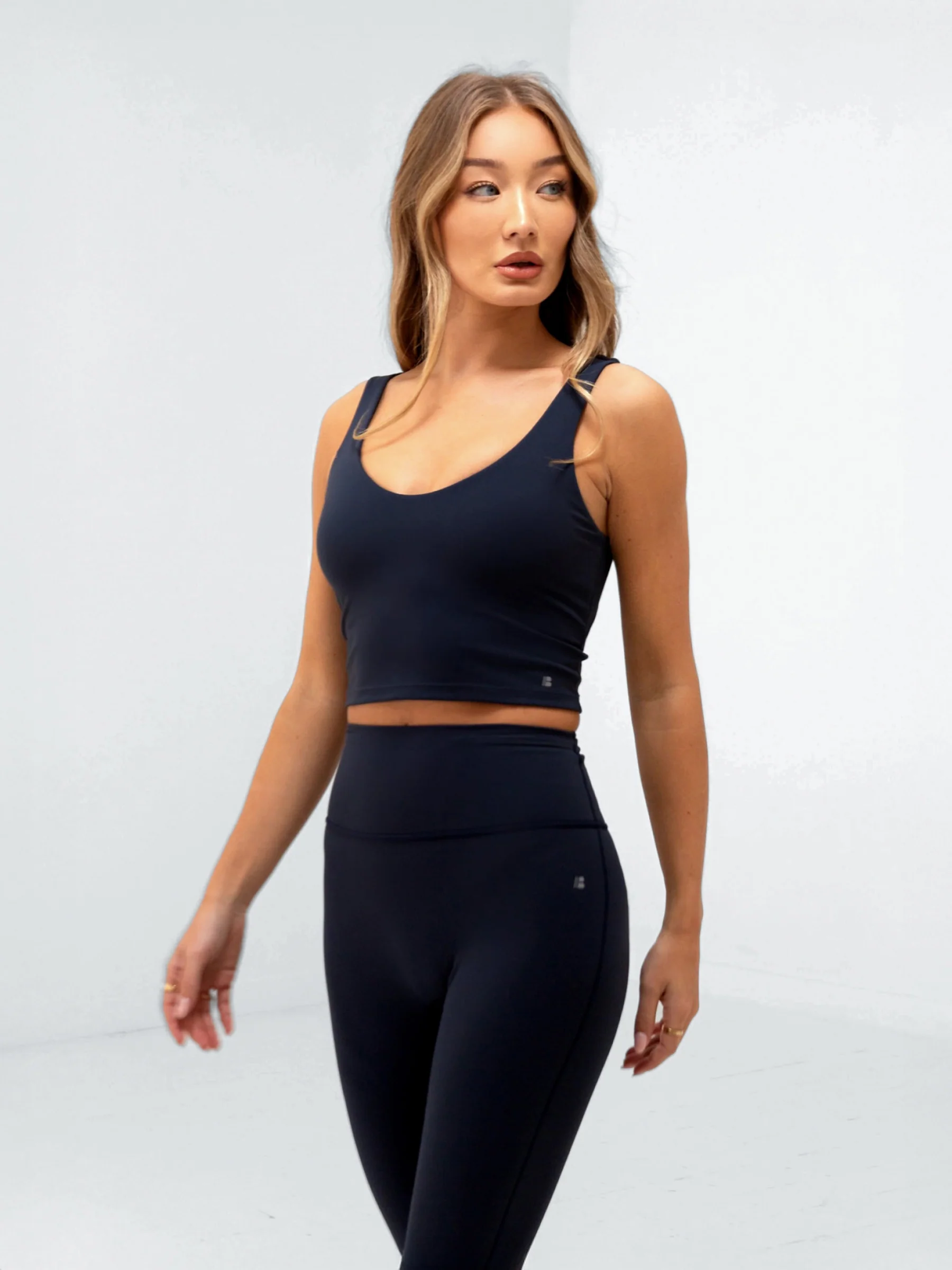 Apex Pro Active Vest - True Navy - Winsoncom