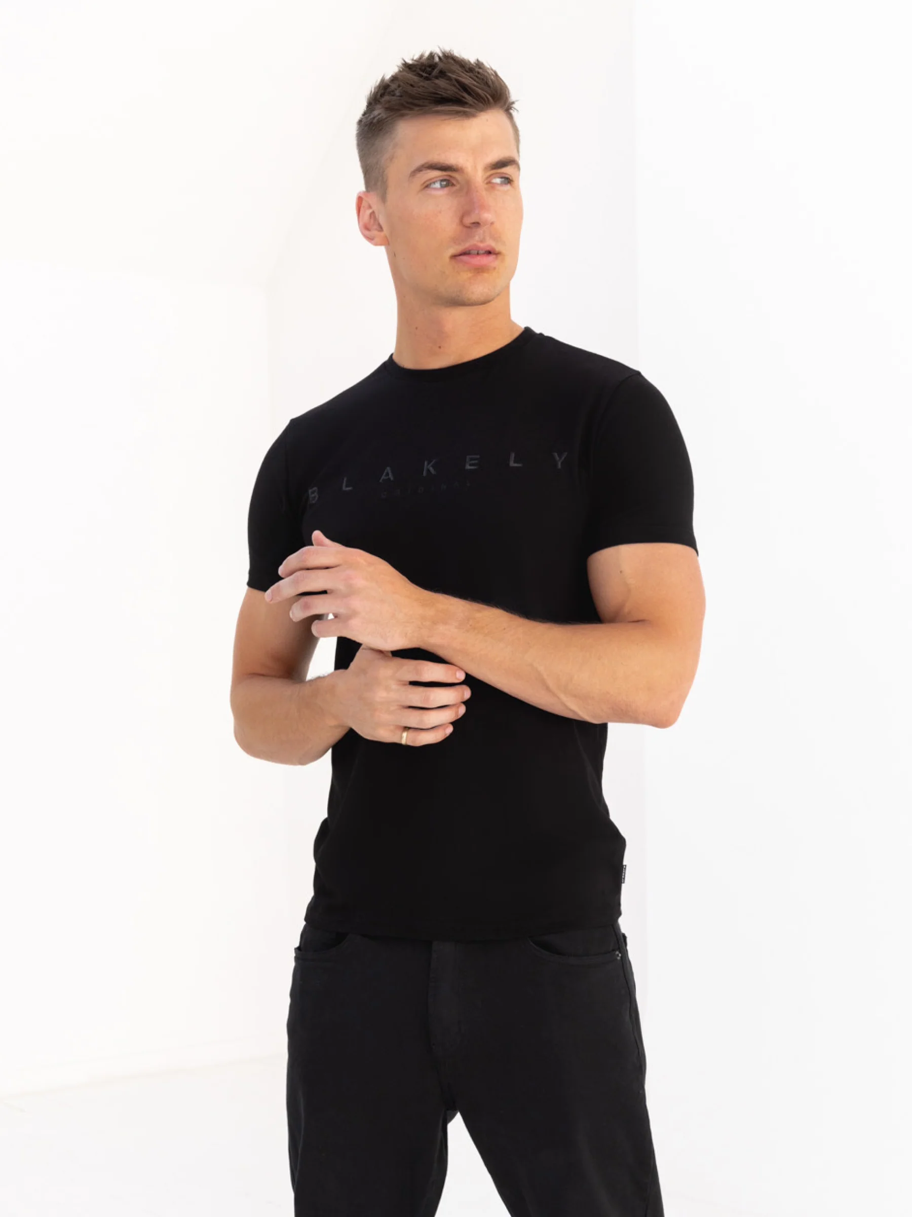Tonal Torcross T-Shirt - Black - Winsoncom
