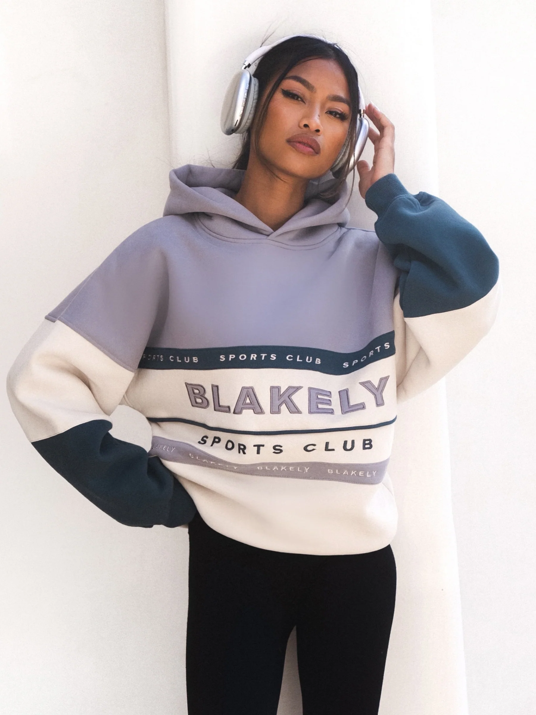 Alpine Sports Oversized Hoodie - Pale Lilac - Winsoncom