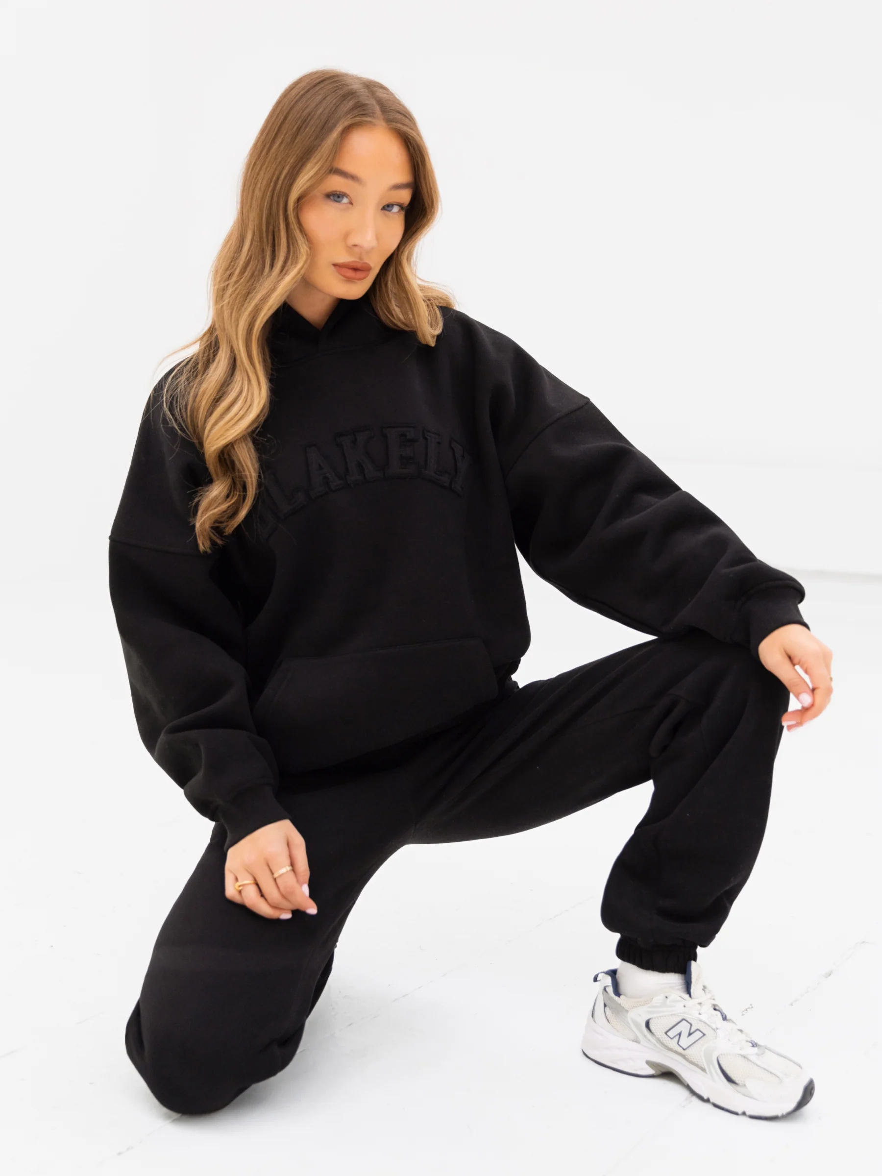 Tonal Varsity Oversized Hoodie & Sweatpants Set - Black - Winsoncom