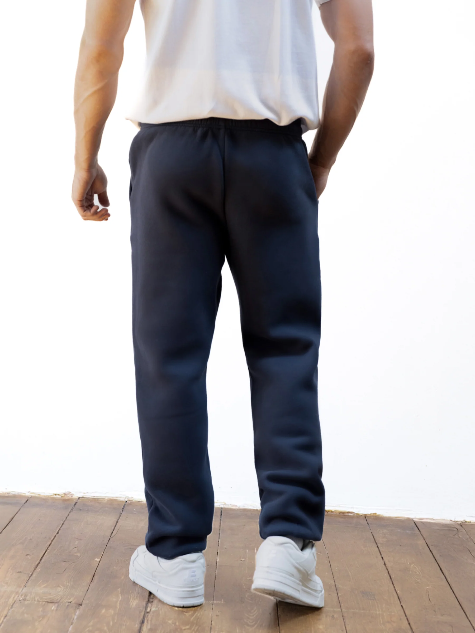 Legacy Relaxed Sweatpants - True Navy - Winsoncom