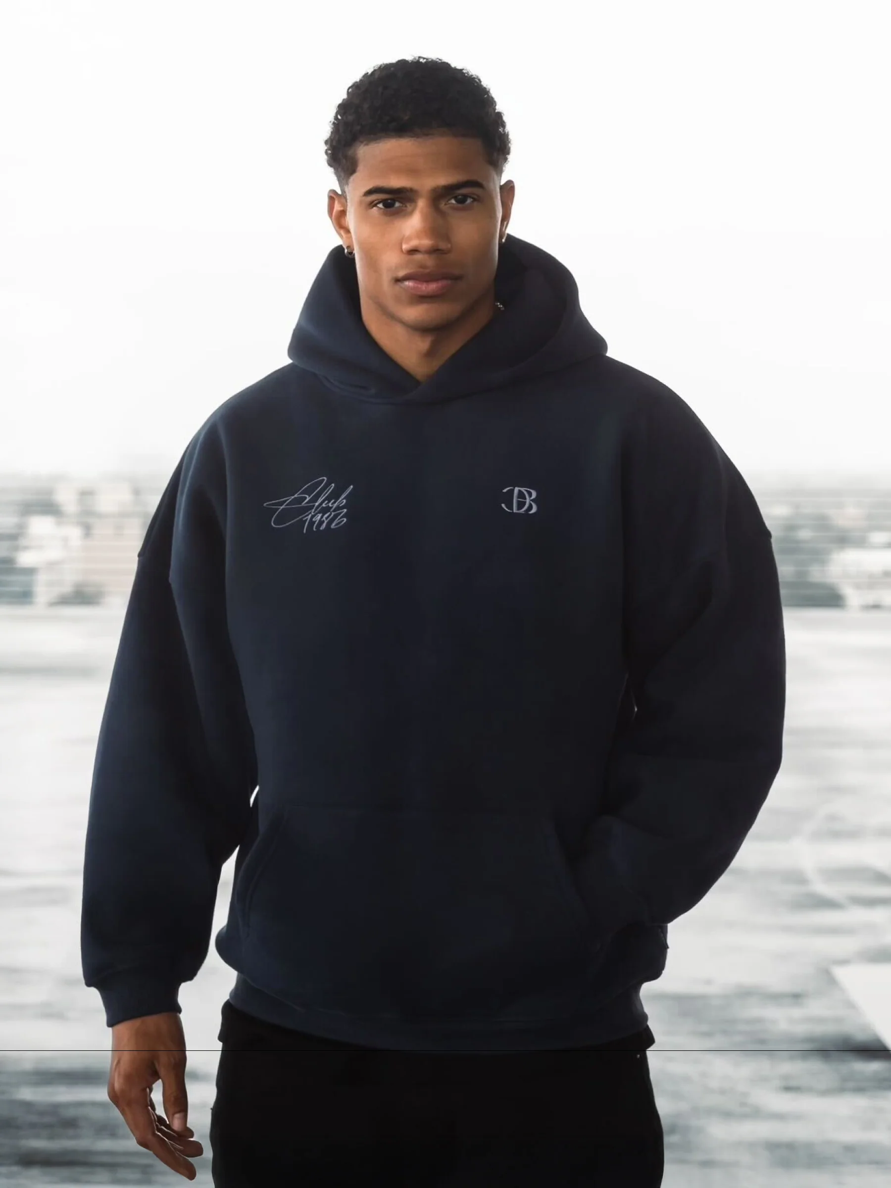 Club Relaxed Hoodie - Navy - Winsoncom